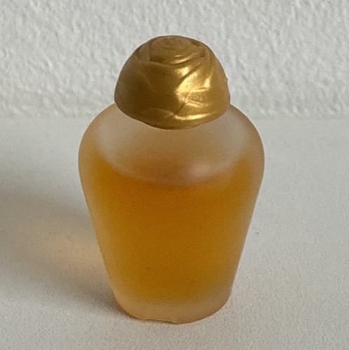 Rose ispahan yves - ispahan, rocher